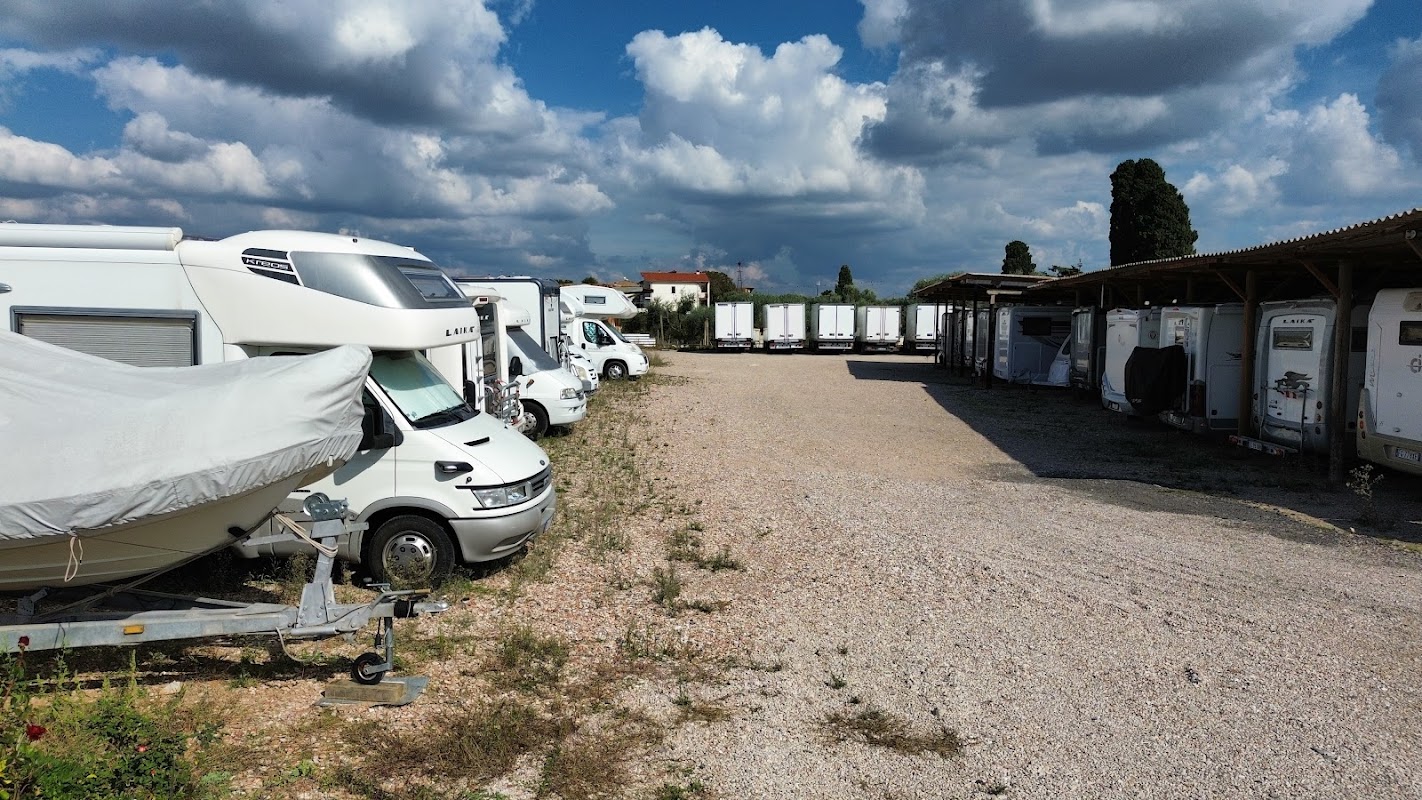 Aprilia Camper club - Foto 2
