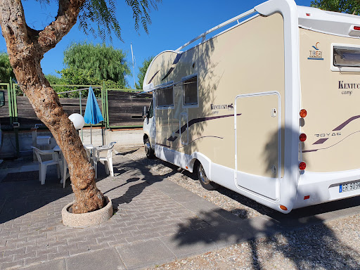 AREA CAMPER PARKING LAGANI - Foto 10