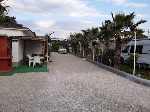 Area Sosta Camper Agricampeggio La Giuliana - Foto 9