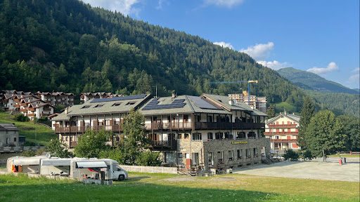Area sosta Camper – Residence Stofol – Aprica