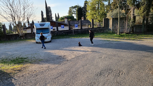 Area sosta camper dentro al Parcheggio dell’Uliveto - Foto 6